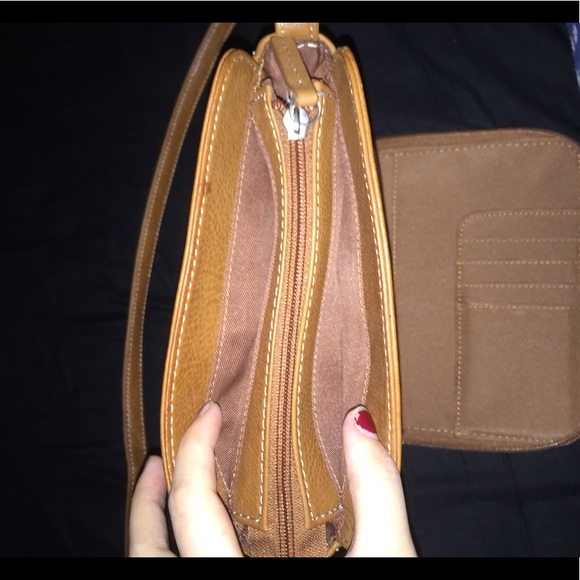 FOSSIL 😍AUTHENTIC FOSSIL PURSE 👛 - Picture 5 of 6